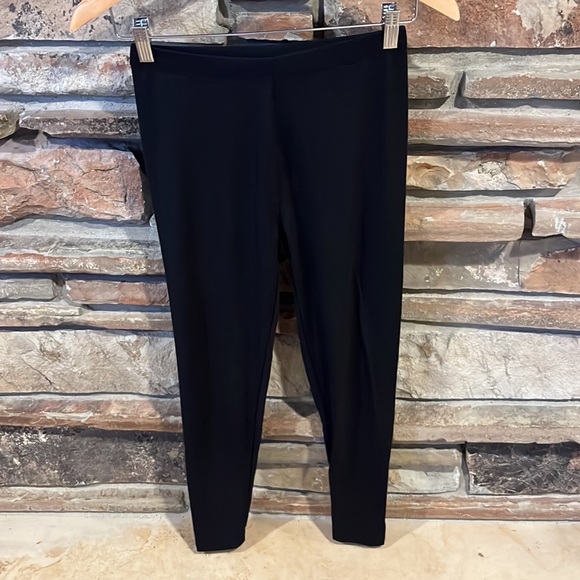 Zenana Black Loungewear Set Leggings and Short Sleeve Tee - Picture 5 of 8